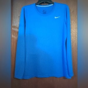 Nike Dri Fit Long Sleeve Shirt Sz Large. Royal blue